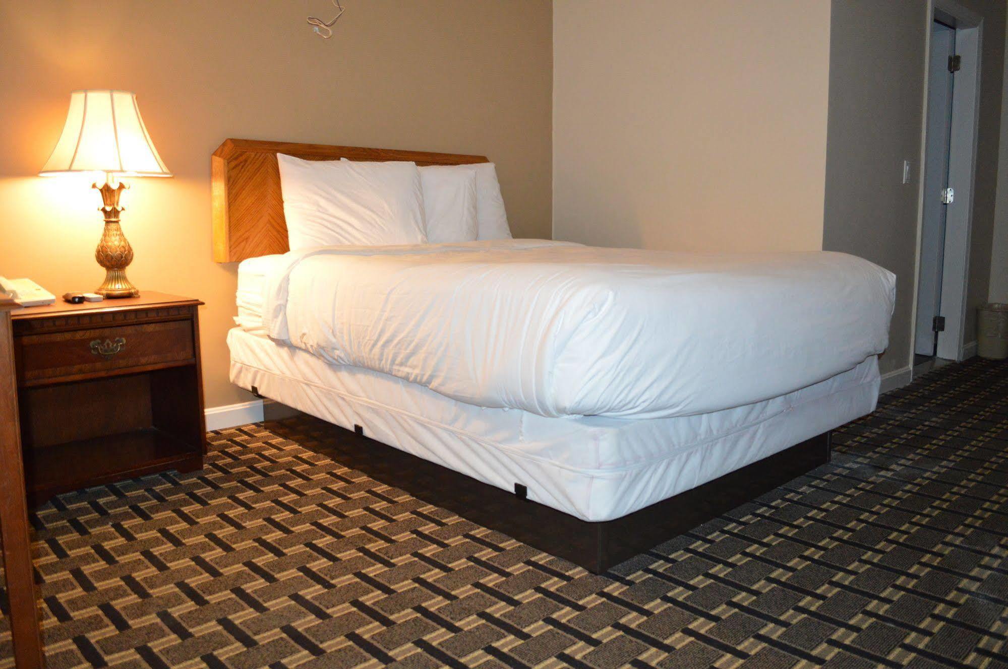 Nashoba Valley Inn & Suites Ayer Εξωτερικό φωτογραφία