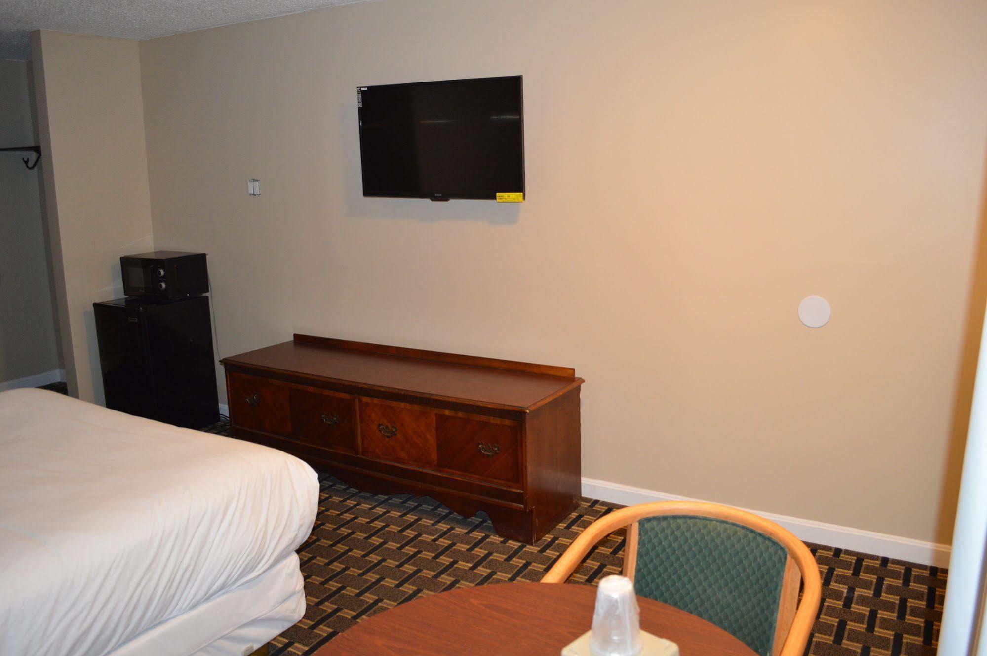 Nashoba Valley Inn & Suites Ayer Εξωτερικό φωτογραφία